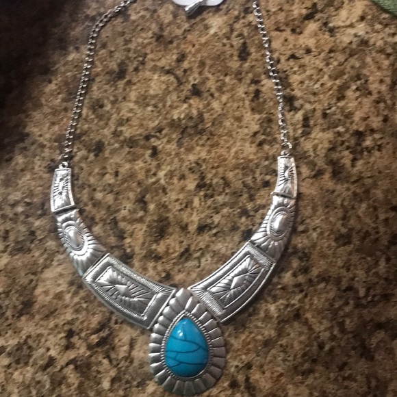 NEW Silver and Turquoise Boho Statement Necklace - Picture 2 of 2